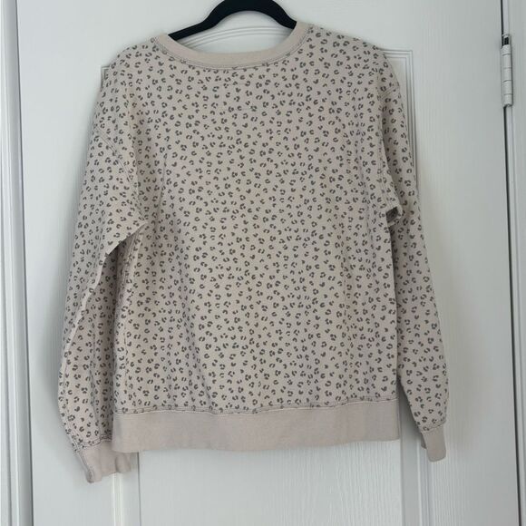 Abercrombie & Fitch Cream and Grey Leopard Crewneck Sweatshirt - Picture 4 of 4